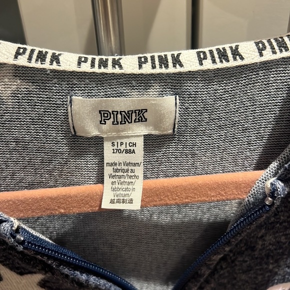 Hoodie - Picture 2 of 6